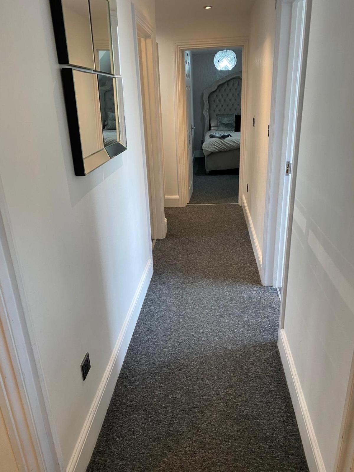 Meadow View Flat 1 Apartment Hurst Luaran gambar